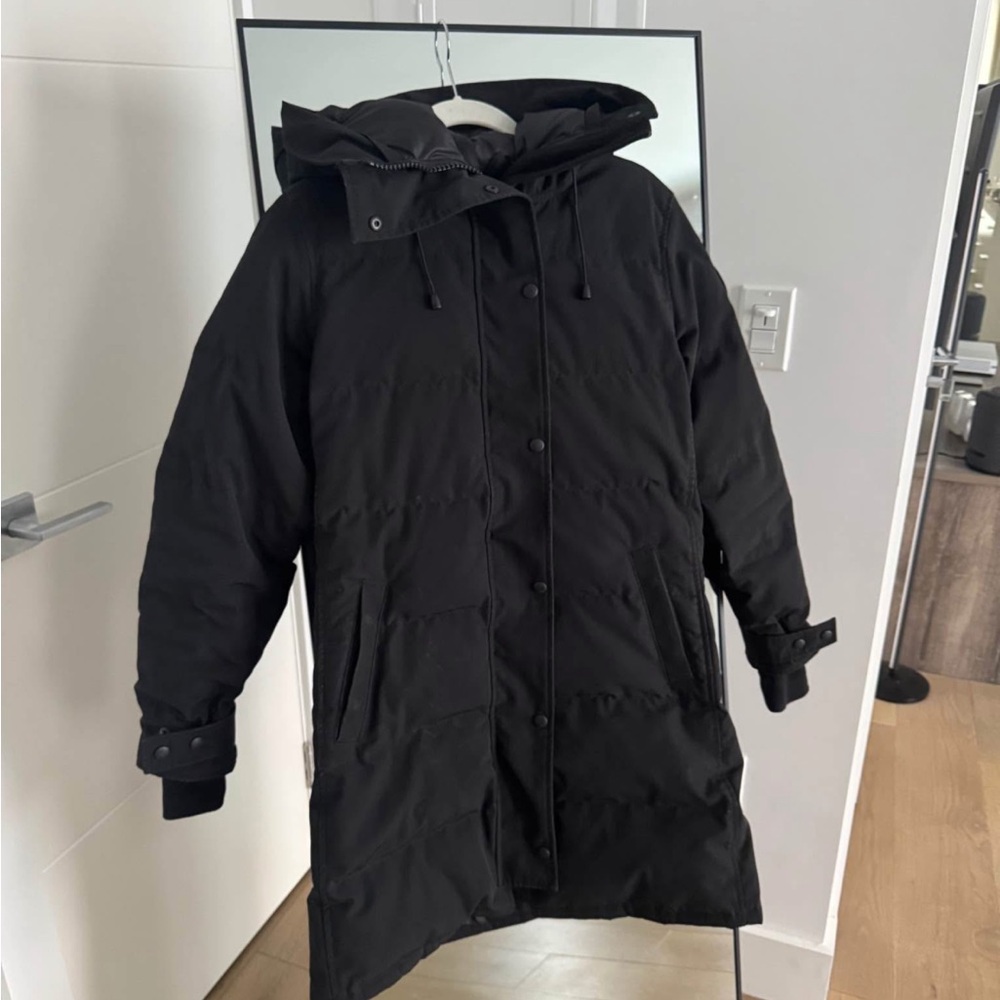 Canada Goose Women's Black Puffer Jacket